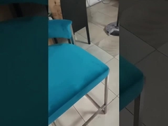 De comfortabele Stoel van de Koffiebar Hoge Kruk met de Rugleuningsstoel van het Metaalelement voor Hotel